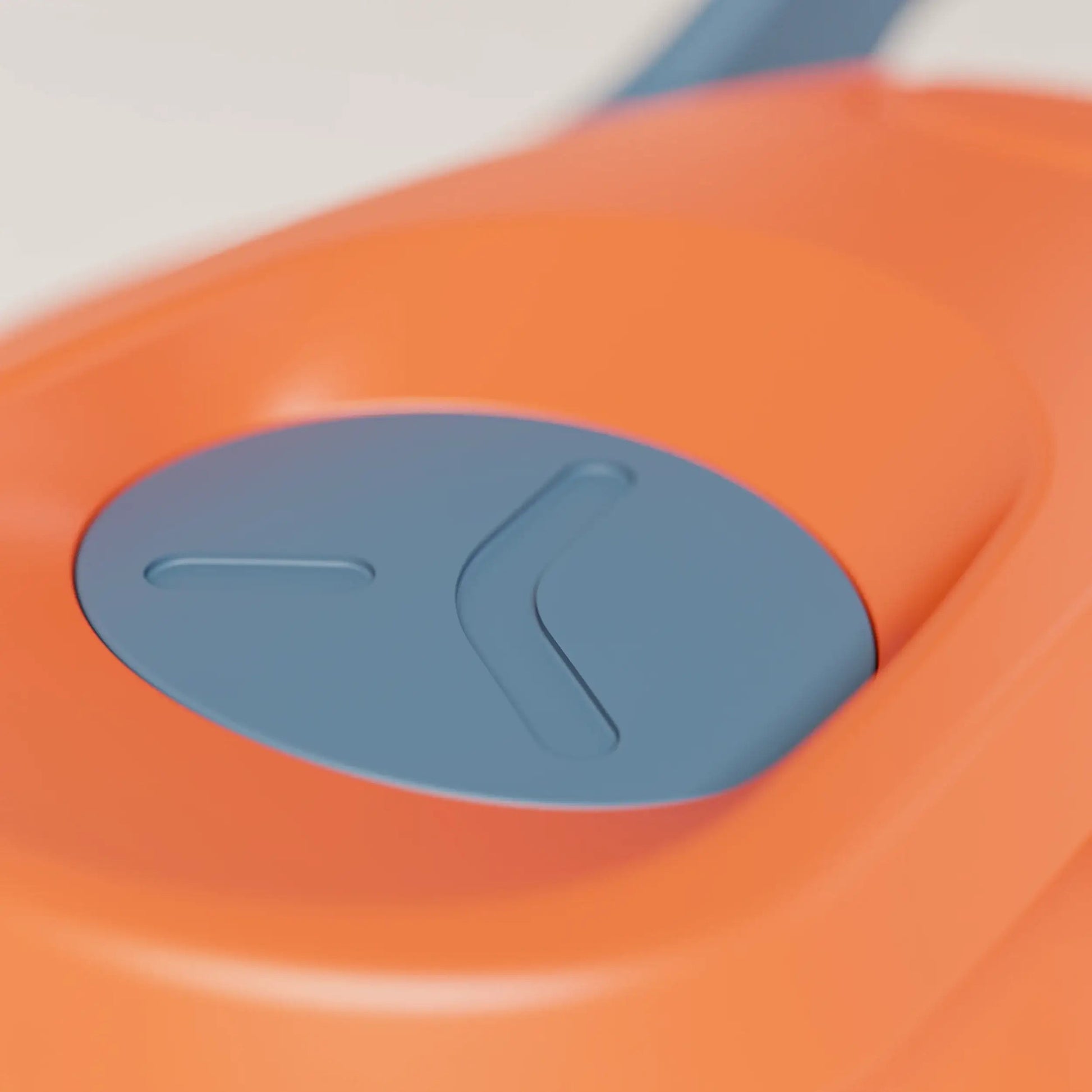 insulated-performance-shaker-bottle-h0 SHKR_18550_dwSS-S1.1_burntOrange_midnightBlue_1_11_xInsertCloseup_edit.png