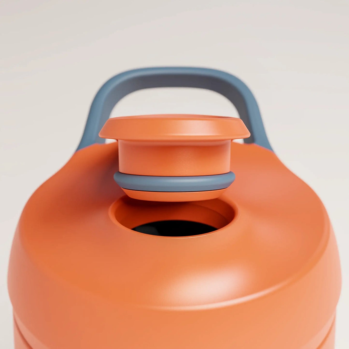 insulated-performance-shaker-bottle-h0 SHKR_18550_dwSS-S1.1_burntOrange_midnightBlue_2_2.5_MPCloop_edit.png