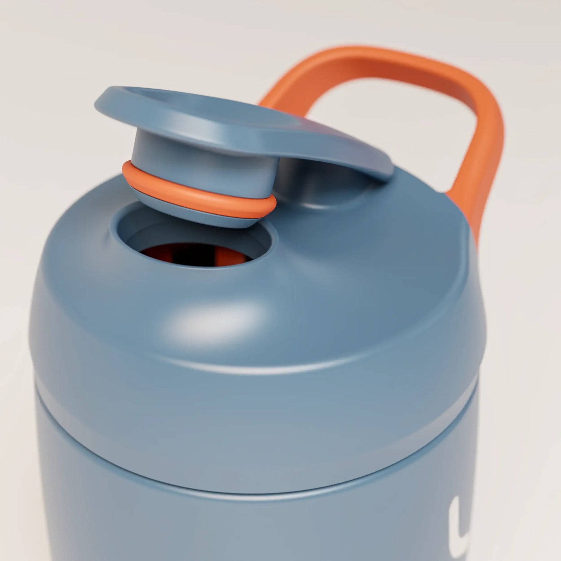 insulated-performance-shaker-bottle-h0 SHKR_18550_dwSS-S1.1_midnightBlue_burntOrange_2_4_highInsert_edit.png