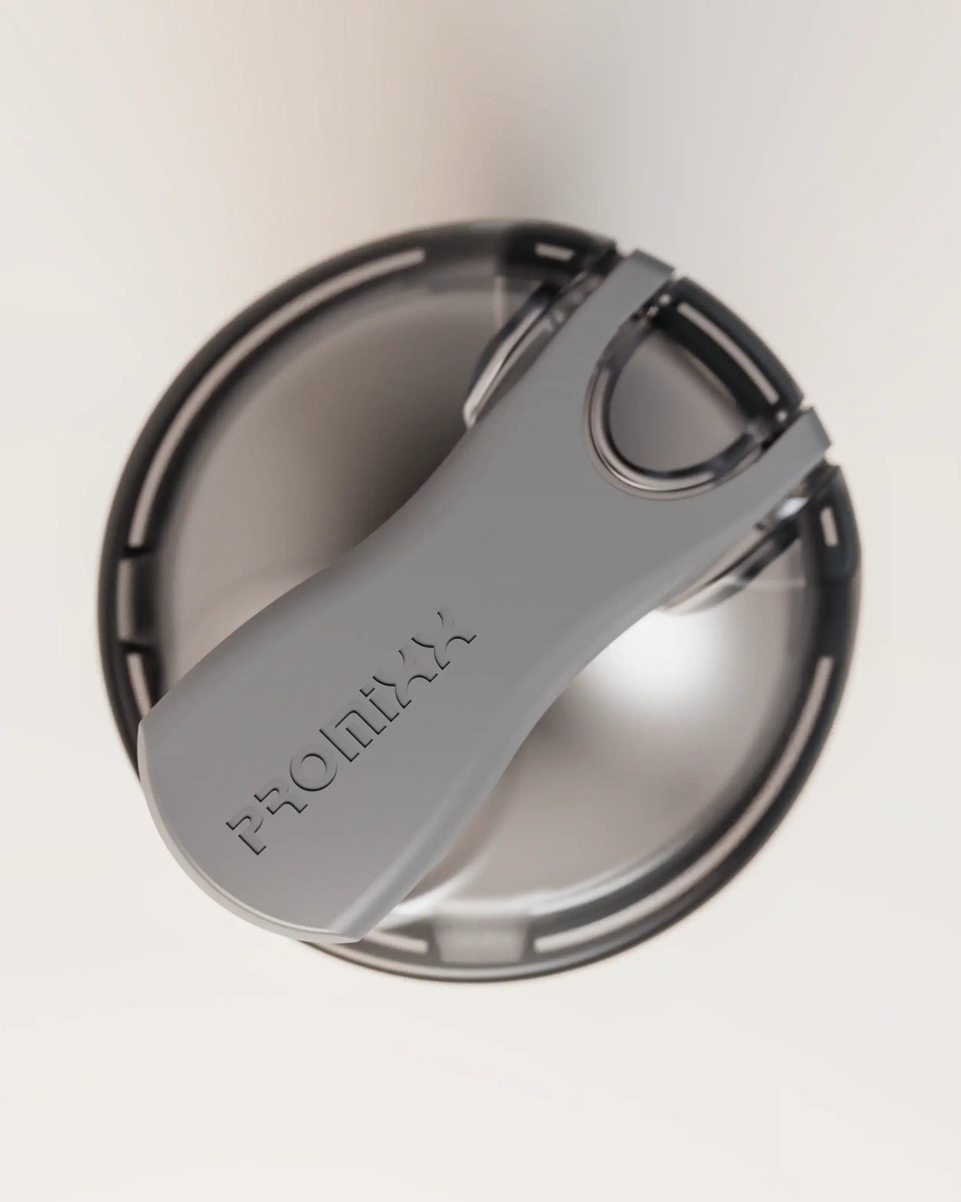 stainless-steel-electric-shaker-bottle-d3 VM_LiPo_3.5-700_v1_stainlessSteel_4x5_noNUTRIPOD_1_6_topDown_DOF_EDIT.png
