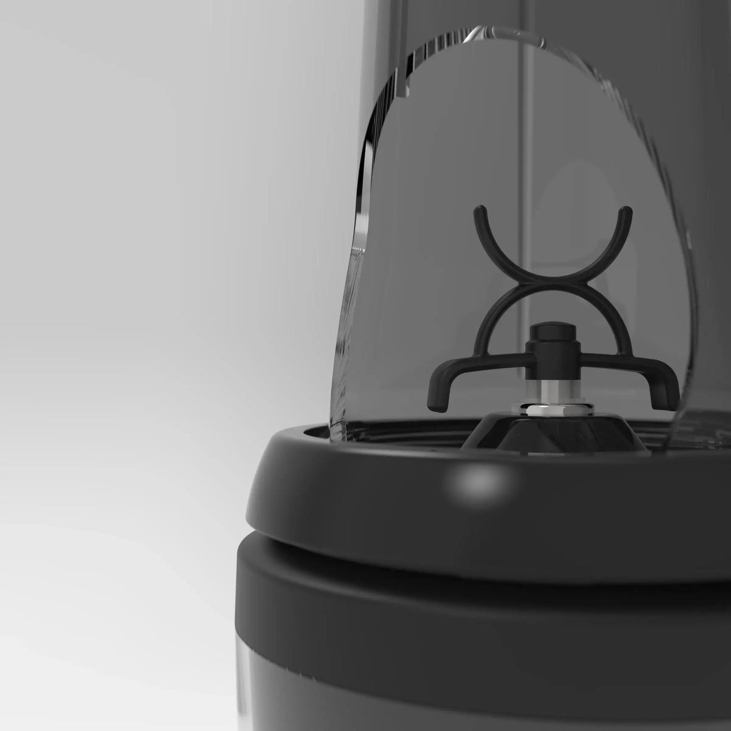 nutrition-and-protein-blender-n6 xblade_cutaway.1660.jpg